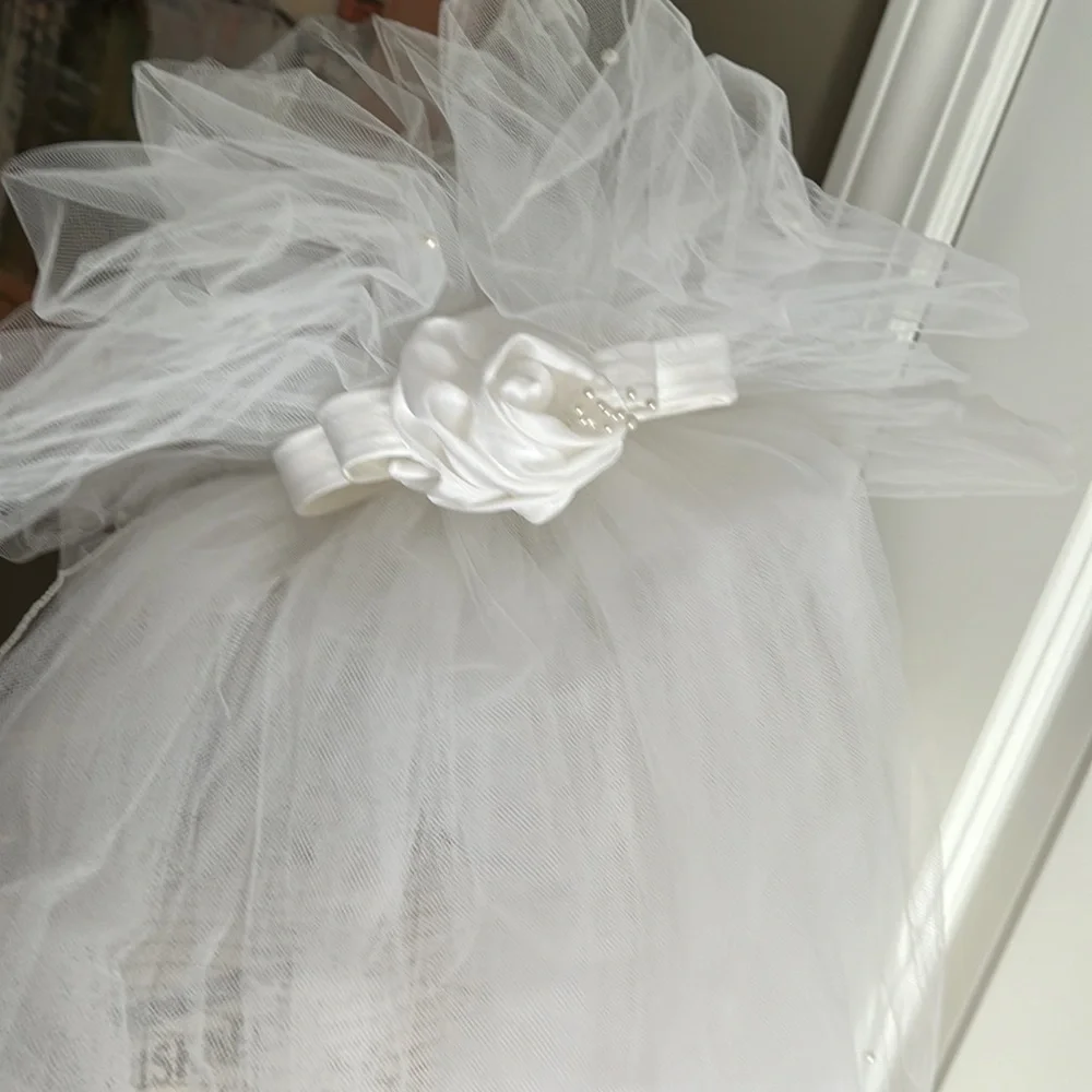 Elegant custom bridal veil 40” length pearl tiara headband flower bustle formal - Picture 4 of 12